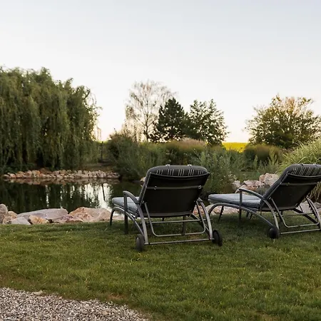 Les Jardins De Madeleine Bernardvillé