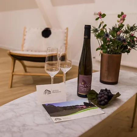 Couette-café Les Jardins De Madeleine Bernardvillé