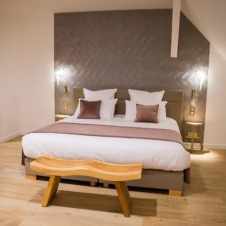 Couette-café Les Jardins De Madeleine 4*